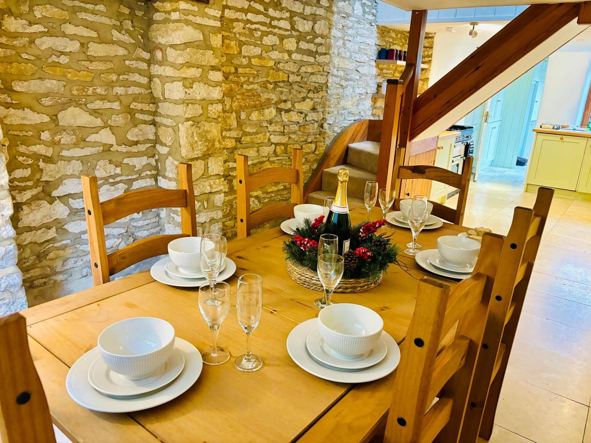 צ'יפינג נורטון Cotswold Home Over 4 Floors - Perfect For Families Friends Contractors מראה חיצוני תמונה